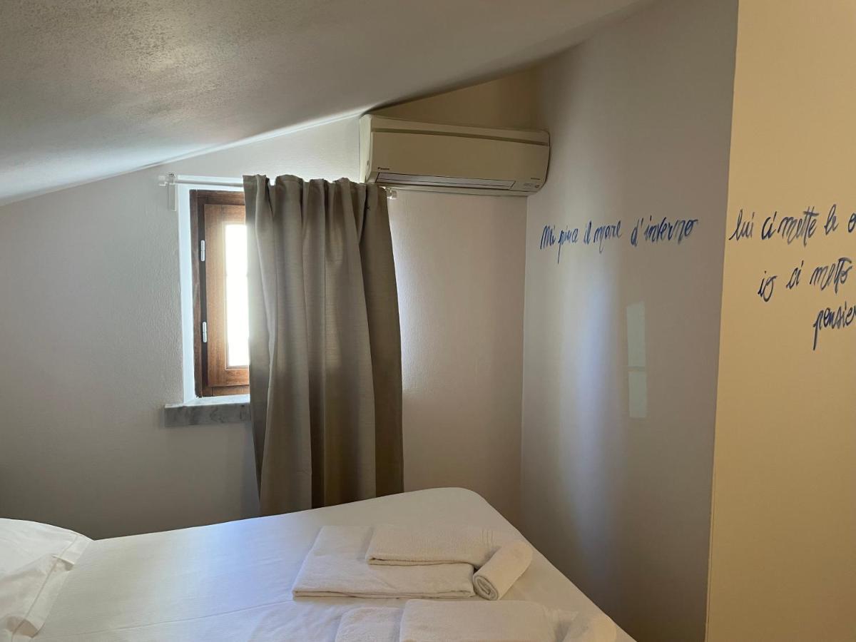 Confortevole Camera Matrimoniale A 500 Mt Dal Mare Marina Di Carrara Bagian luar foto